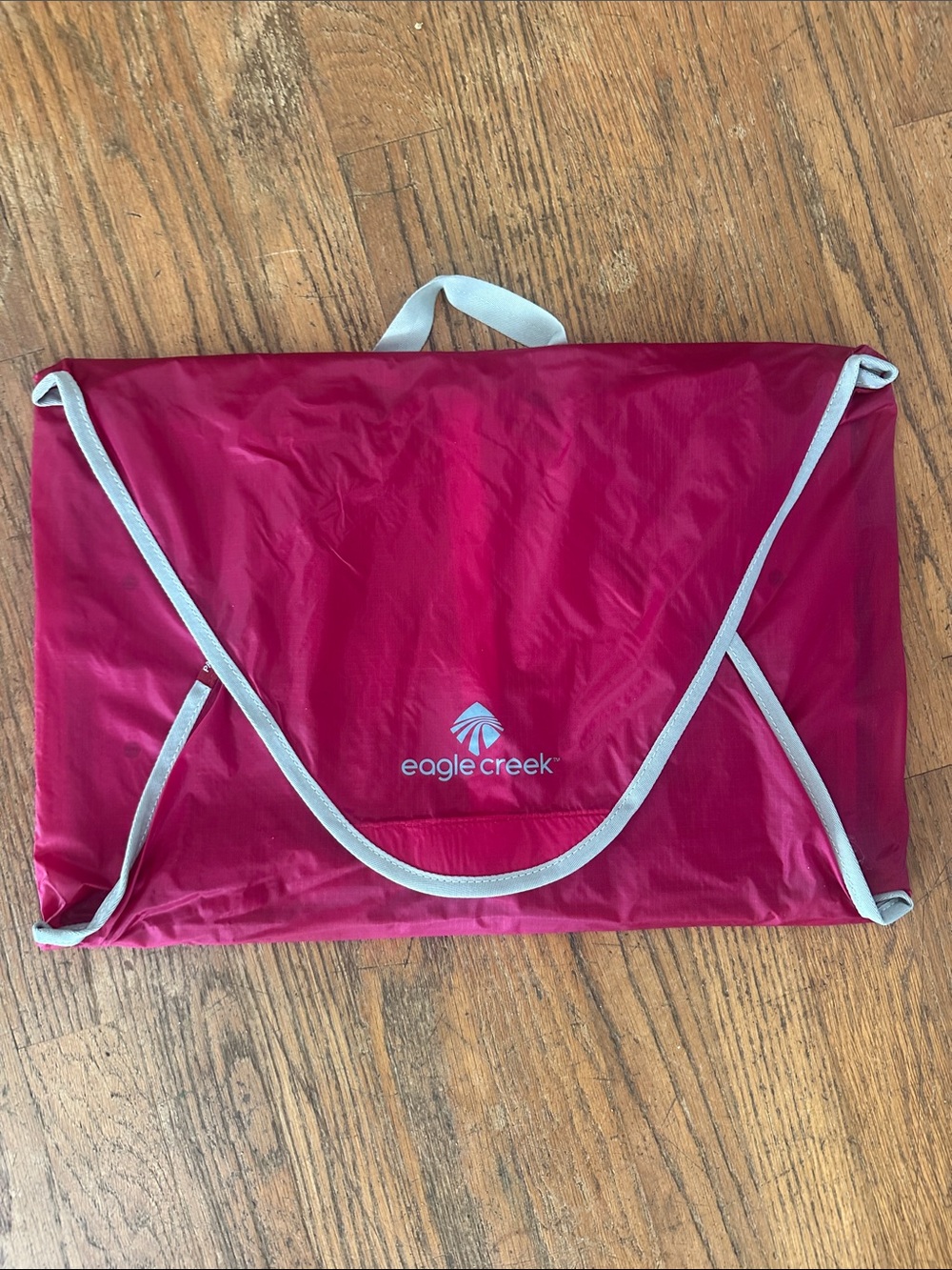 Red Travel Packing Folder with Gray Interior Panel